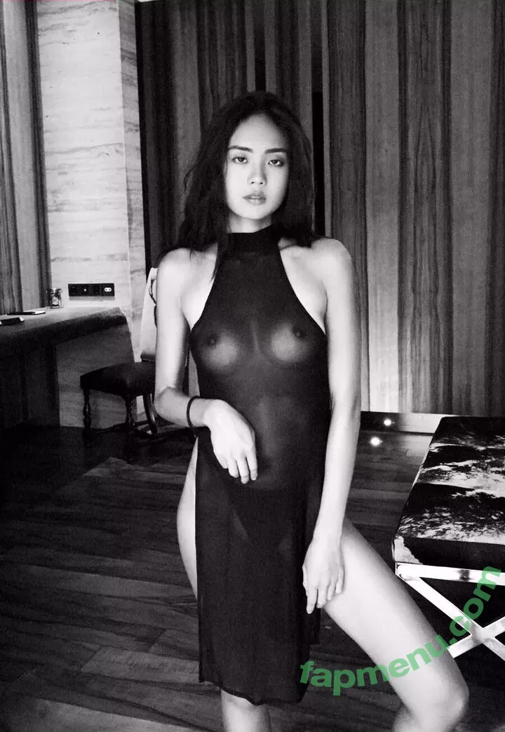 vv_levia nude photo #0006 (vv_levia)