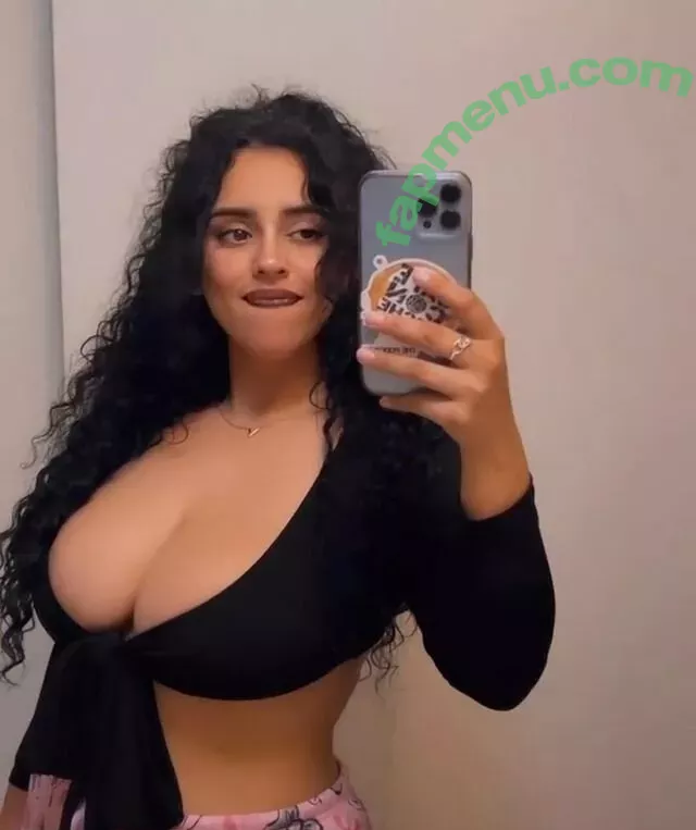 vvillarreal333 nude photo #0003 (Valeria Villarreal)