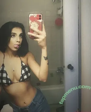  nude photo #0002