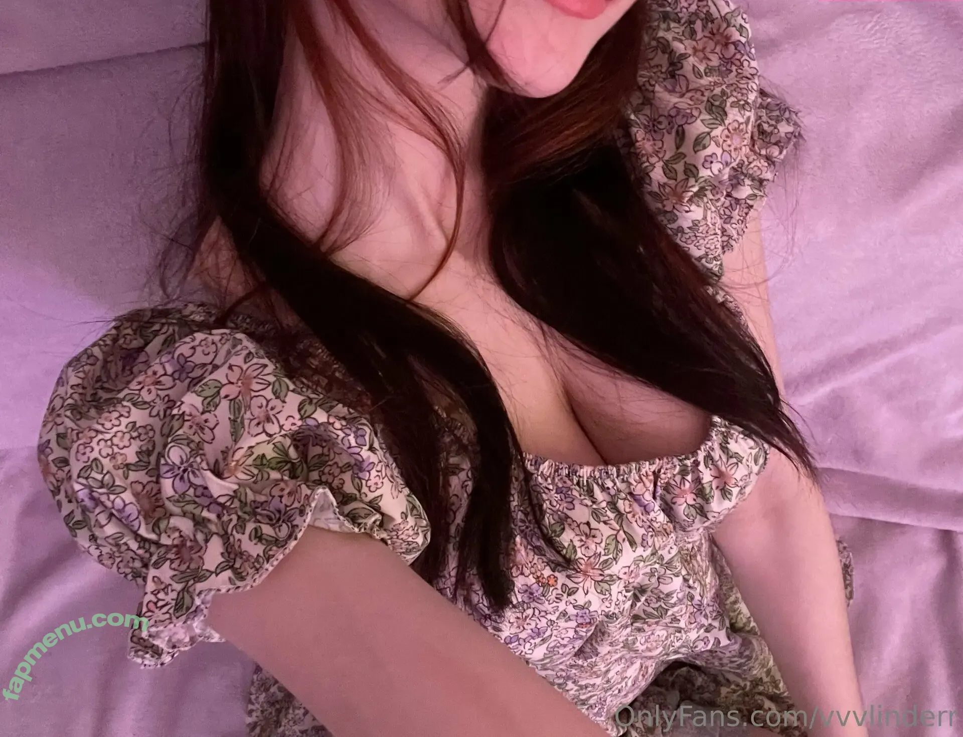 vvvlinderr nude photo #0012 (vvlandis)