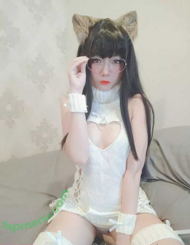 vvvm3 nude photo #0011 (vvvm3)