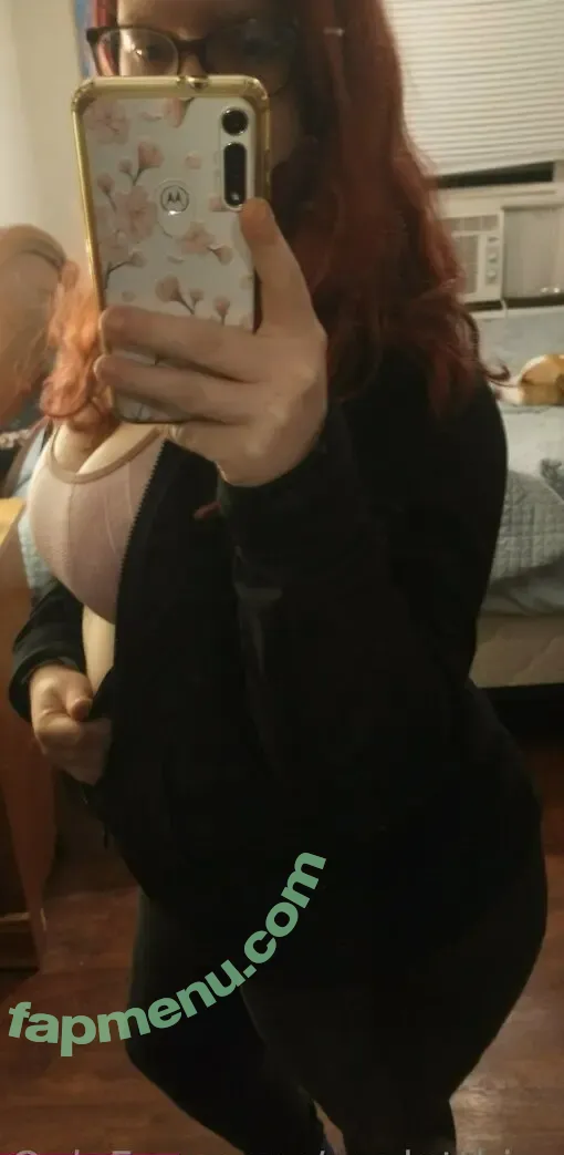 vyoletthicc nude photo #0009 (vyoletthicc)