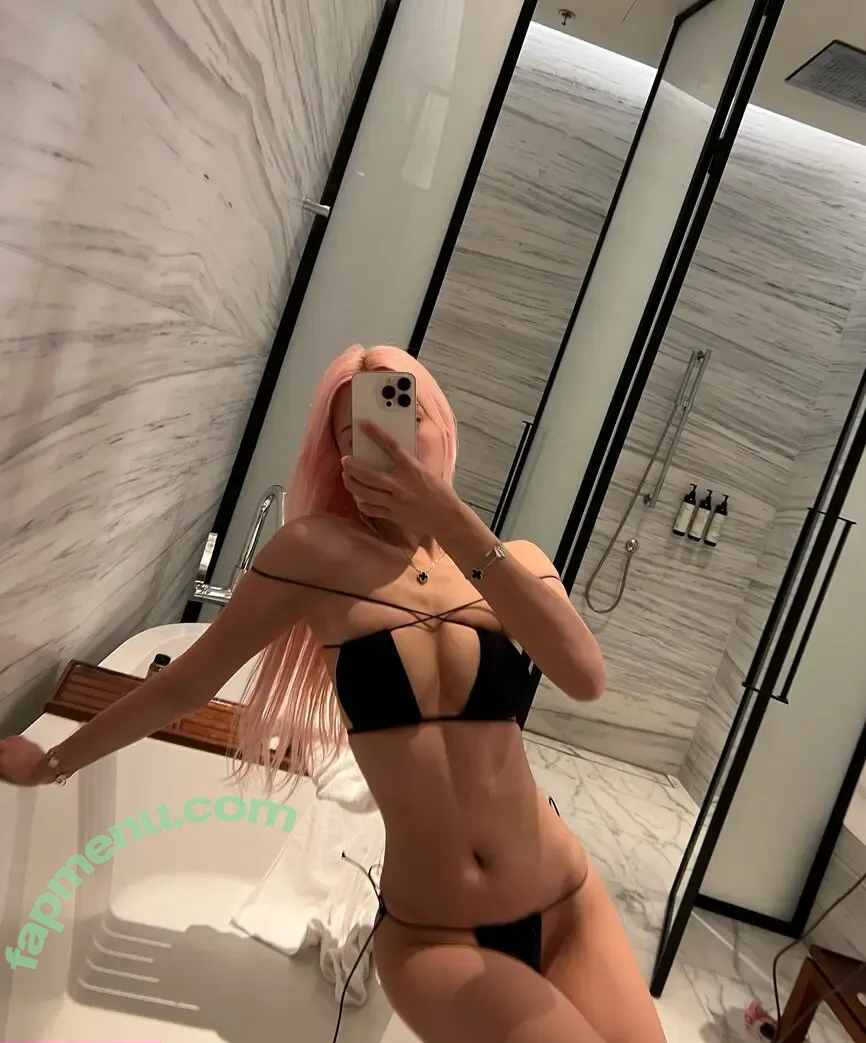 Vyvan Le nude photo #0003 (Vyvanle / vyvan.le)