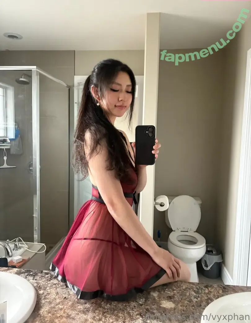 Vyxia Vyxphan nude photo #0215 (vyxphan)