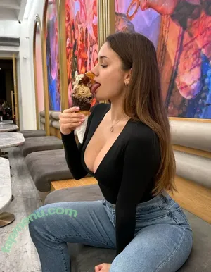 W.bery / w.bery2 / wbery / wbery2 nude photo #0022