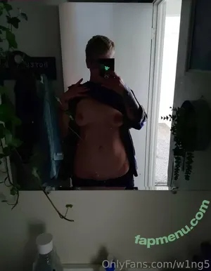 w1ng5 / ig_zekromm nude photo #0011