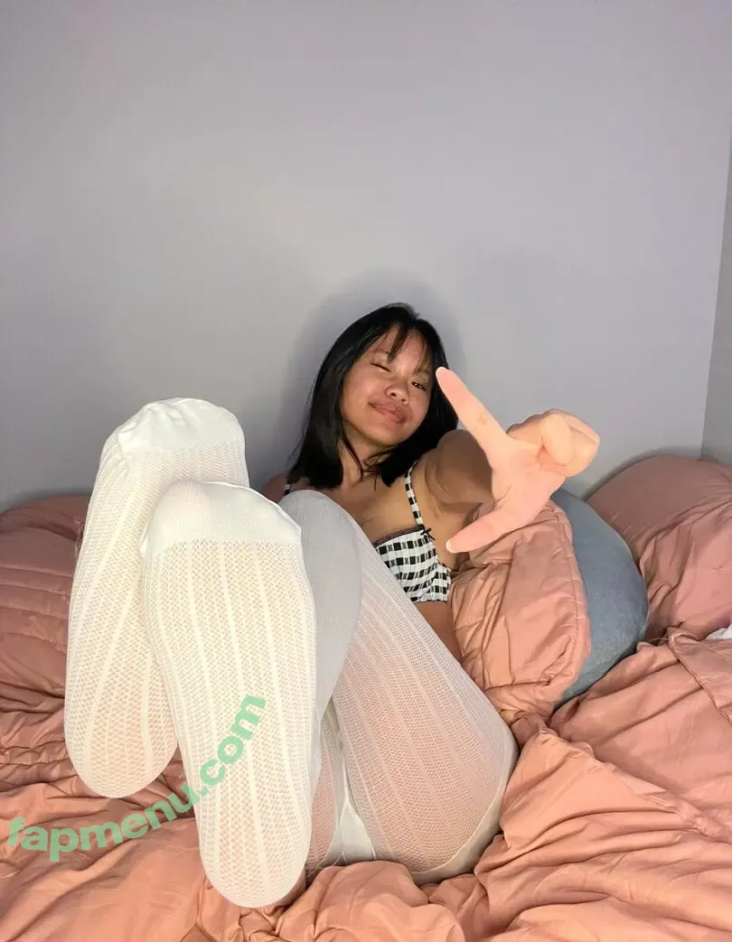 waffleellax nude photo #0018 (waffleellax)
