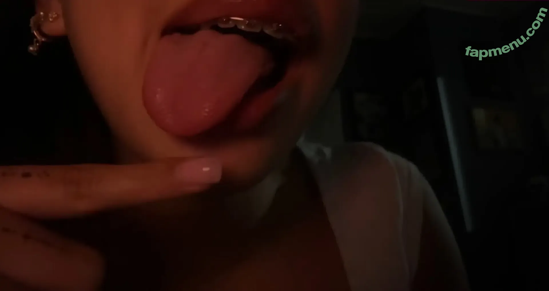 Wahonay ASMR nude photo #0008 (wahonayn)