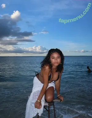 wahyne / beachhappy / wahyne_ nude photo #0052