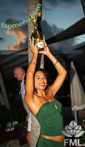 wahyne / beachhappy / wahyne_ nude photo #0204