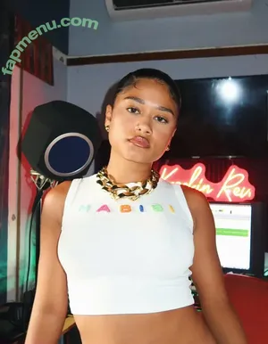 wahyne / beachhappy / wahyne_ nude photo #0210