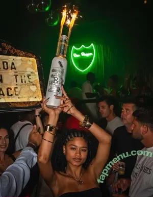 wahyne / beachhappy / wahyne_ nude photo #0212