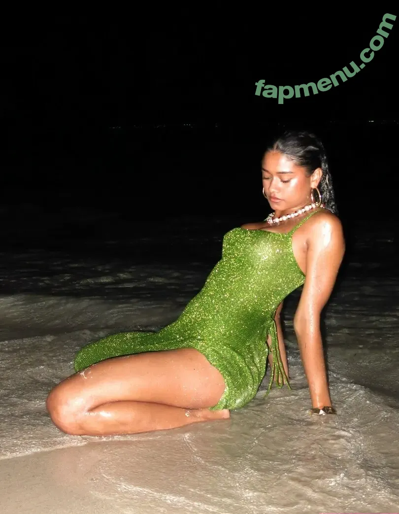 wahyne nude photo #0036 (beachhappy / wahyne_)