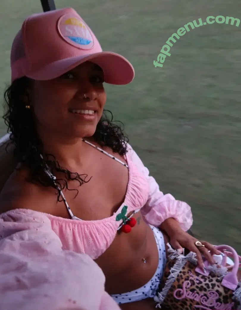 wahyne nude photo #0168 (beachhappy / wahyne_)