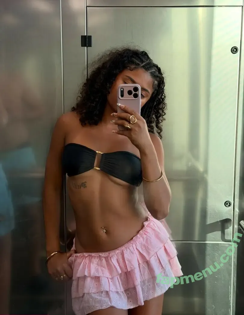 wahyne nude photo #0180 (beachhappy / wahyne_)