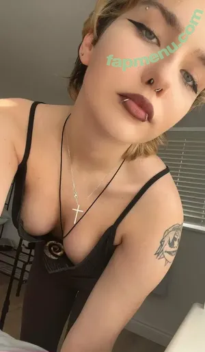 waifubear / beary_waifu nude photo #0018