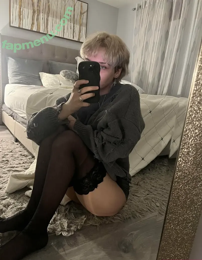 waifubear nude photo #0034 (beary_waifu)