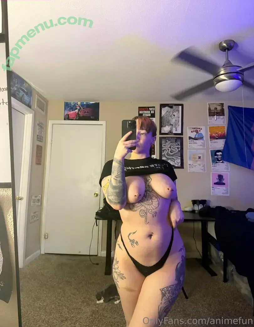 waifukrissylol nude photo #0034 (waifukrissyxoxo)