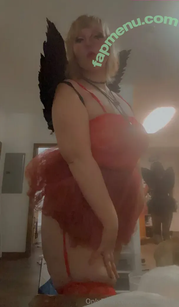 wakean-bake nude photo #0018 (wakenbakemusic)