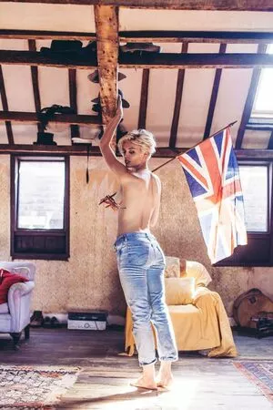 Wallis Day / wallisday nude photo #0187
