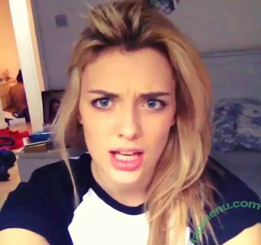 Wallis Day nude photo #0078 (wallisday)