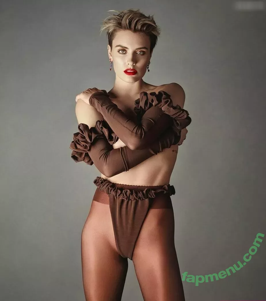 Wallis Day nude photo #0486 (wallisday)