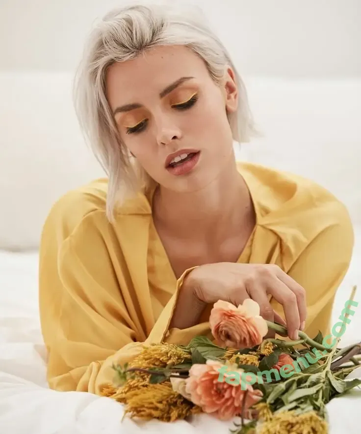 Wallis Day nude photo #0619 (wallisday)
