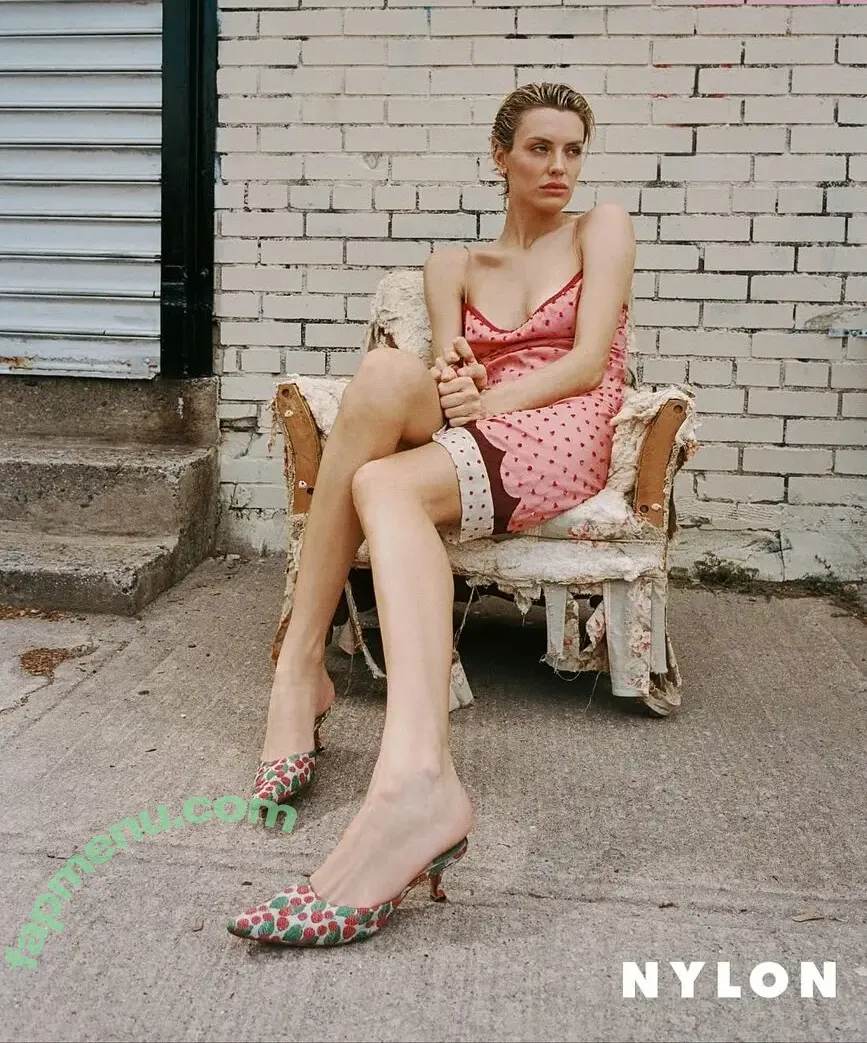 Wallis Day nude photo #0657 (wallisday)