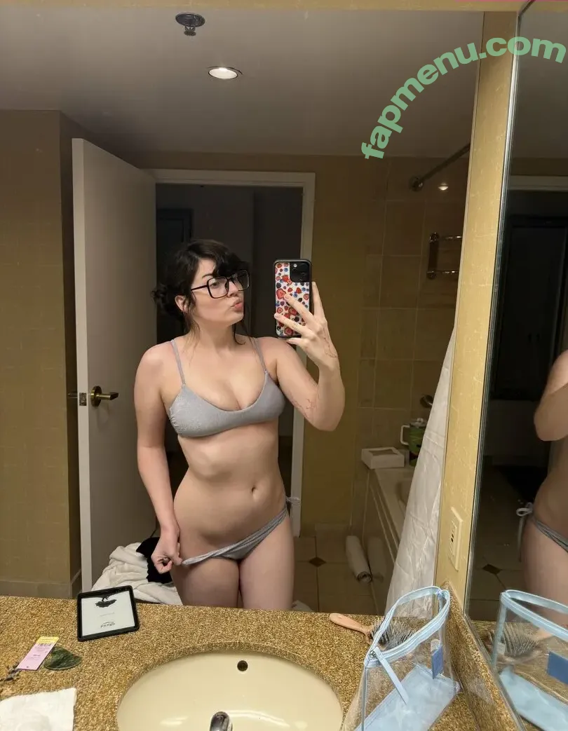 Waluiguigui nude photo #0311 (Cam / vaviri)