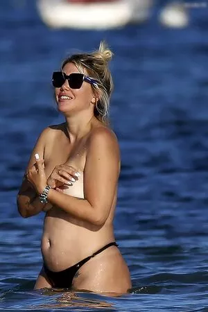 Wanda Nara / Icardi / wanda_nara nude photo #0745