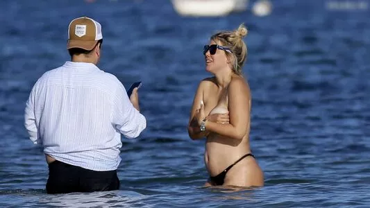 Wanda Nara / Icardi / wanda_nara nude photo #0755