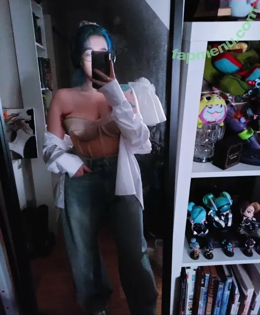 Wandakunpls nude photo #0029 (Wandakunpls)