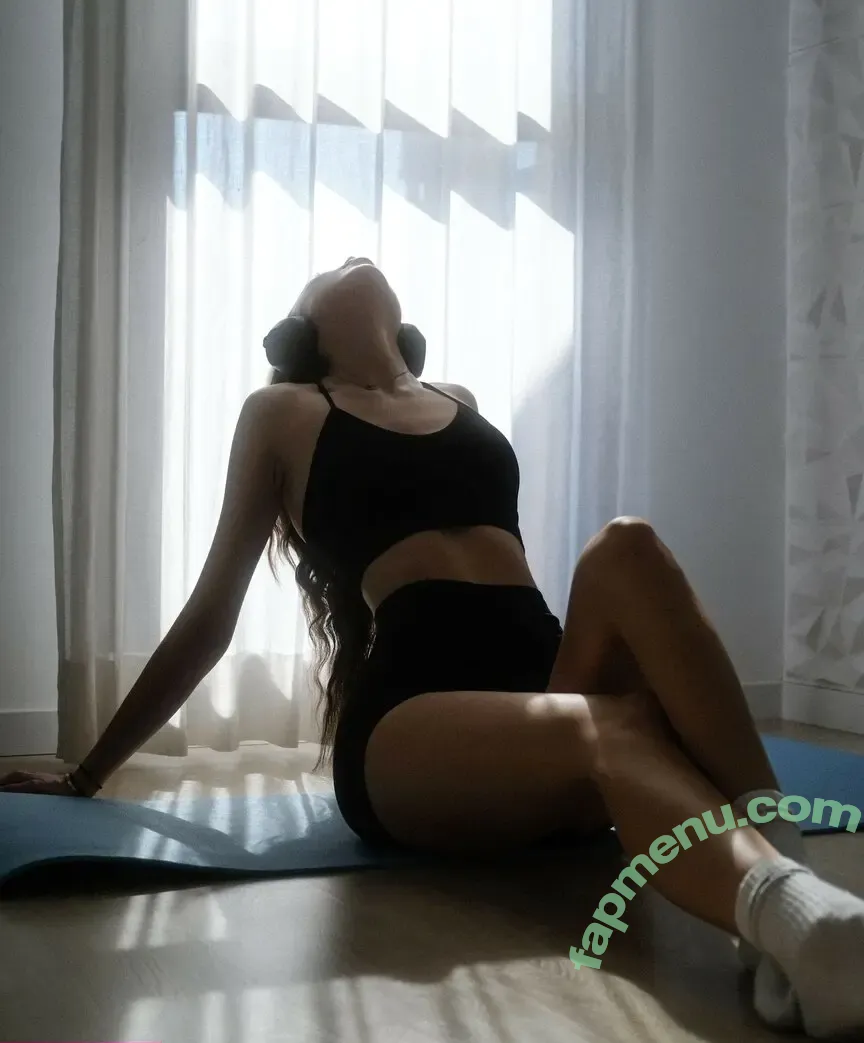 Wanderlustluca nude photo #0669 (Wanderlustluca)