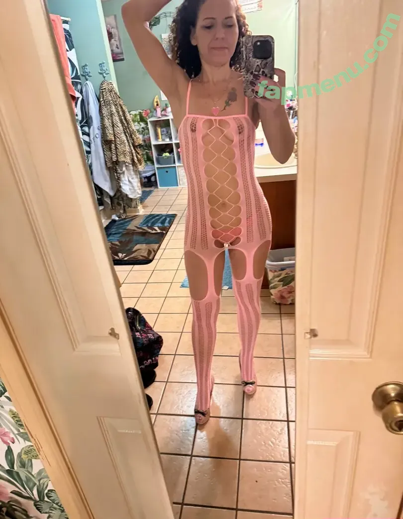 wannaplay2023c4u nude photo #0042 (wannaplaytv)