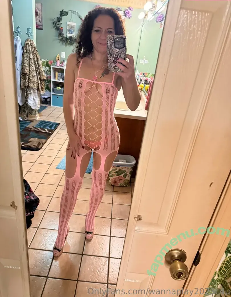 wannaplay2023c4u nude photo #0044 (wannaplaytv)