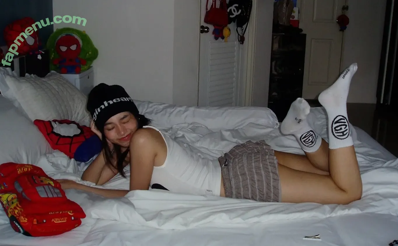 warisential nude photo #0005 (waris)