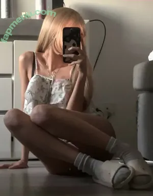 warmdinner / warmdinnr nude photo #0035