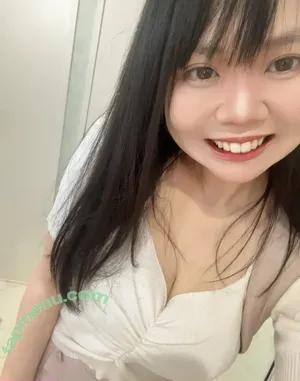 WatashihaOmochi / watashi.omochi nude photo #0002