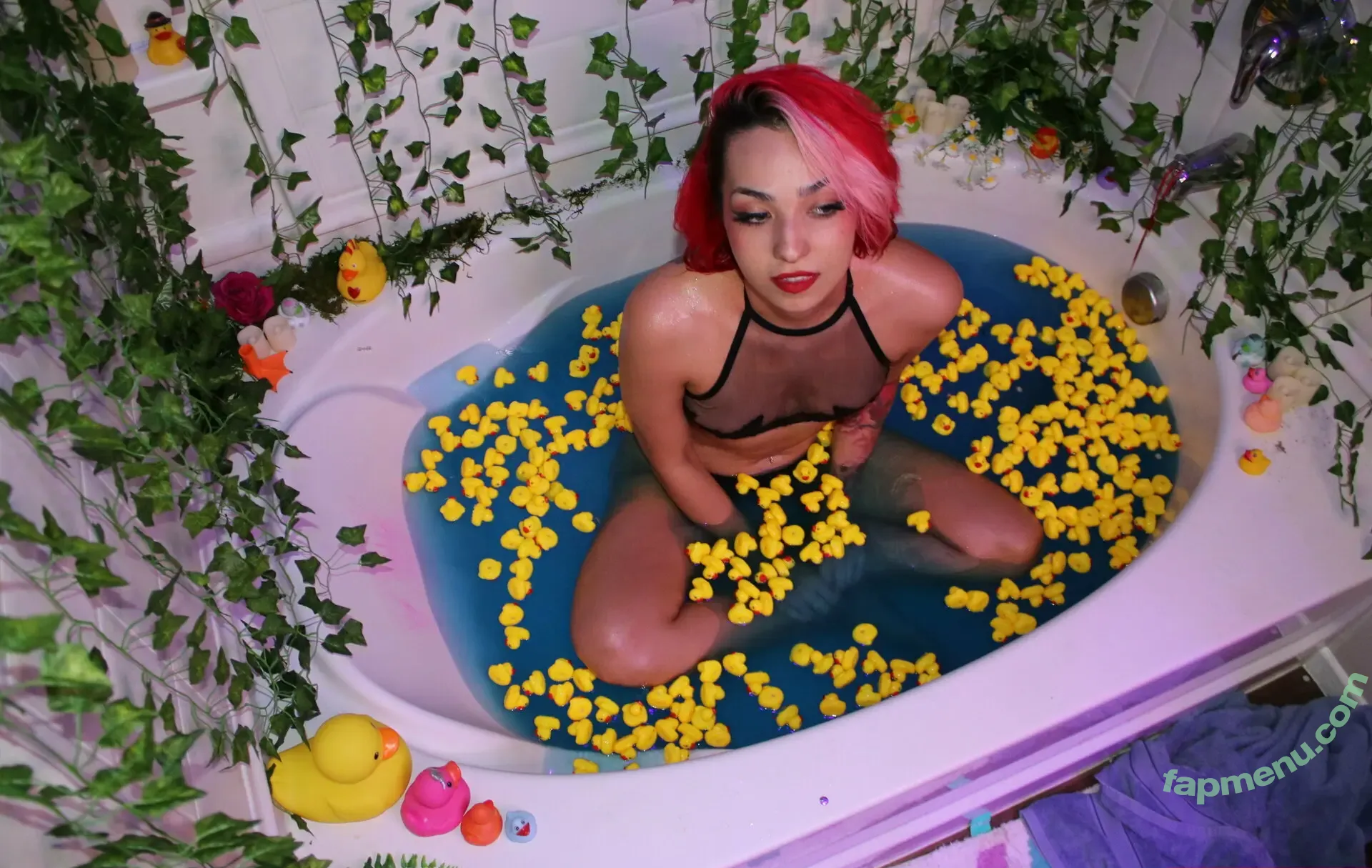 WatchGirlsPlay nude photo #0018 (girlsplay)
