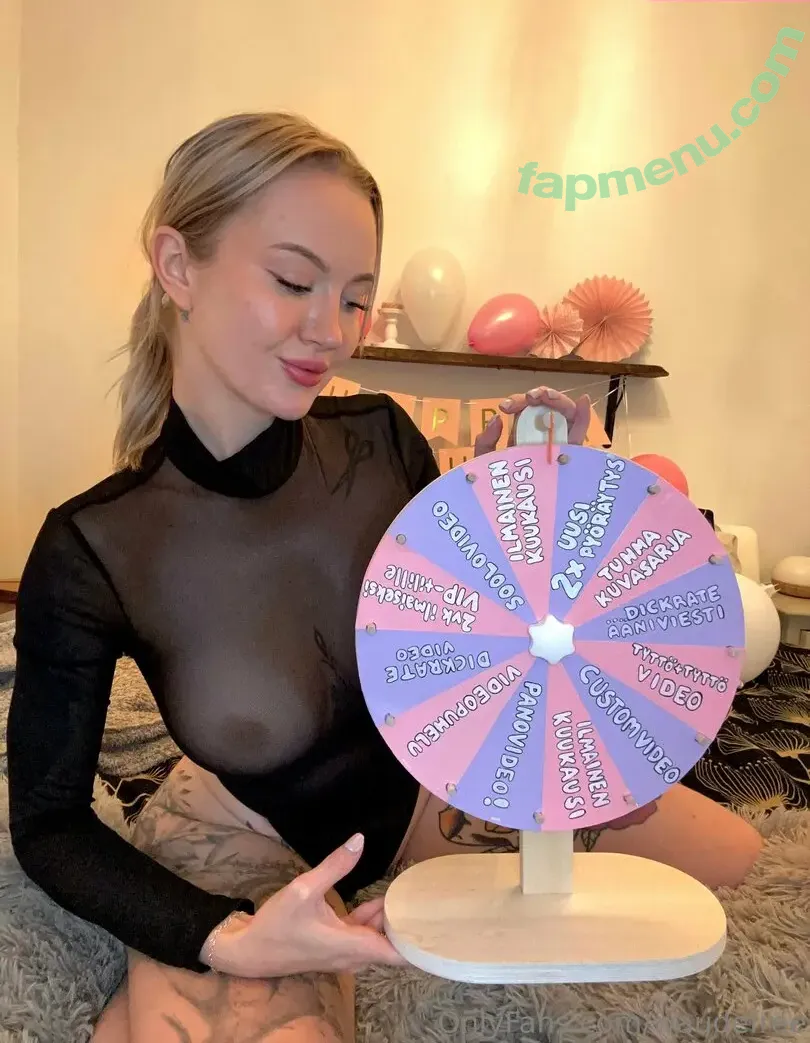 waudefree nude photo #0007 (waudeee)
