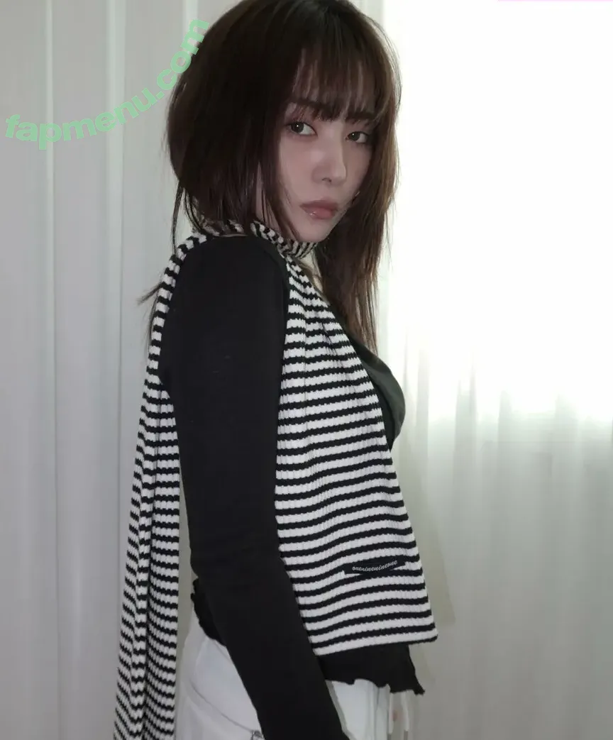 wayyrka nude photo #0020 (Shiraishi Waka 和花)