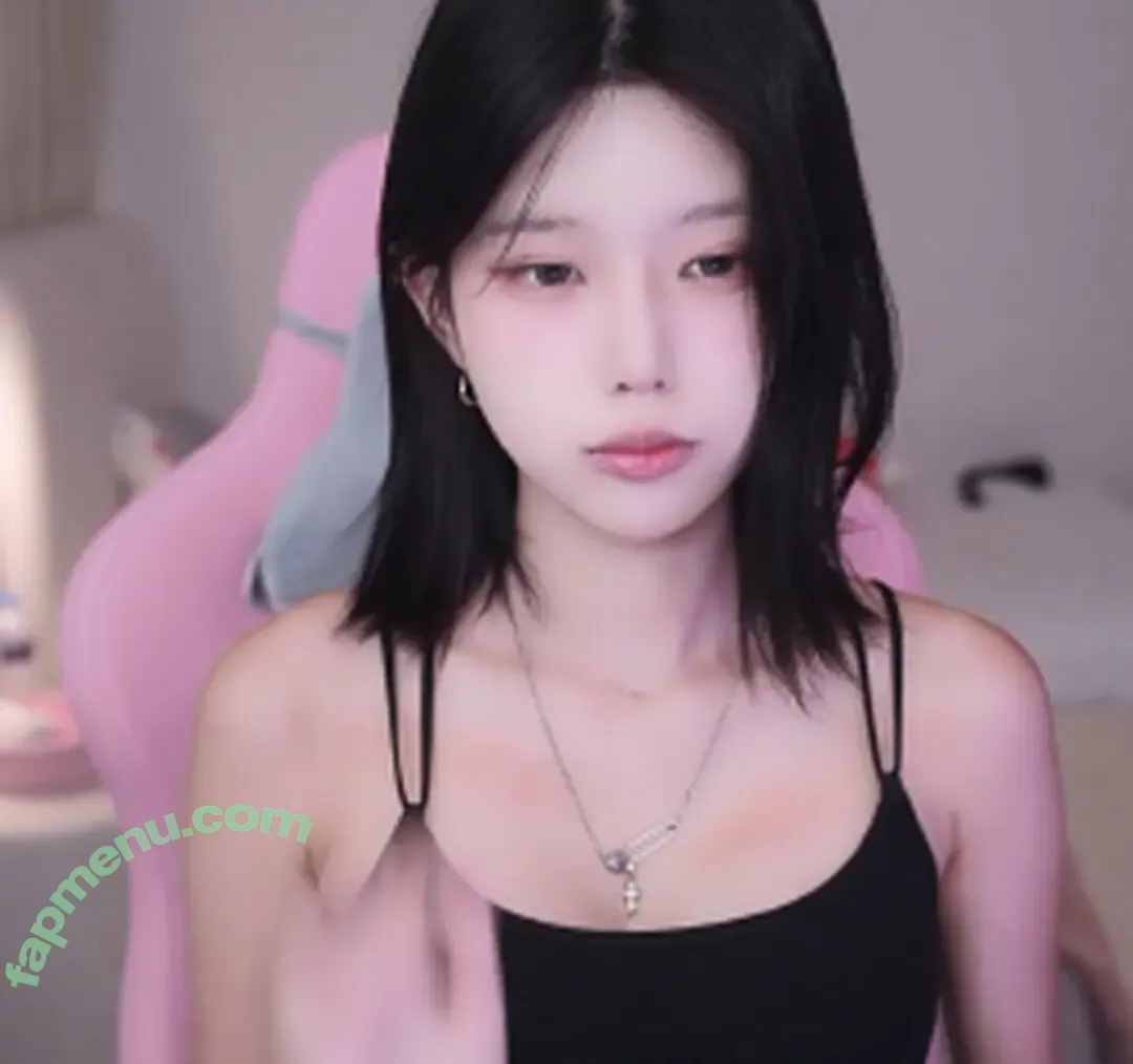 we8136 nude photo #0078 (suri_s2_ / 최솜이)