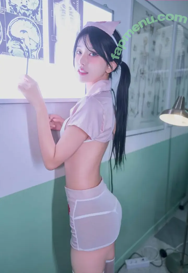 we8136 nude photo #0124 (suri_s2_ / 최솜이)