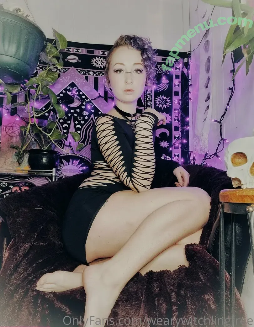 wearywitchlingfree nude photo #0007 (seasonal_witch)