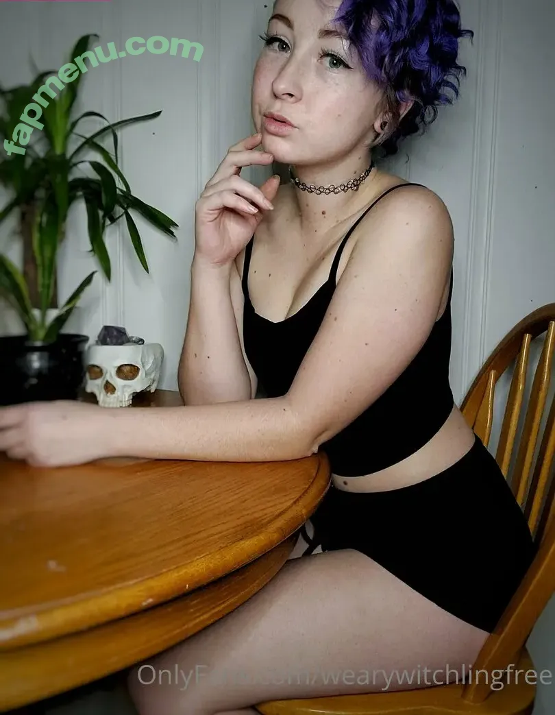 wearywitchlingfree nude photo #0012 (seasonal_witch)