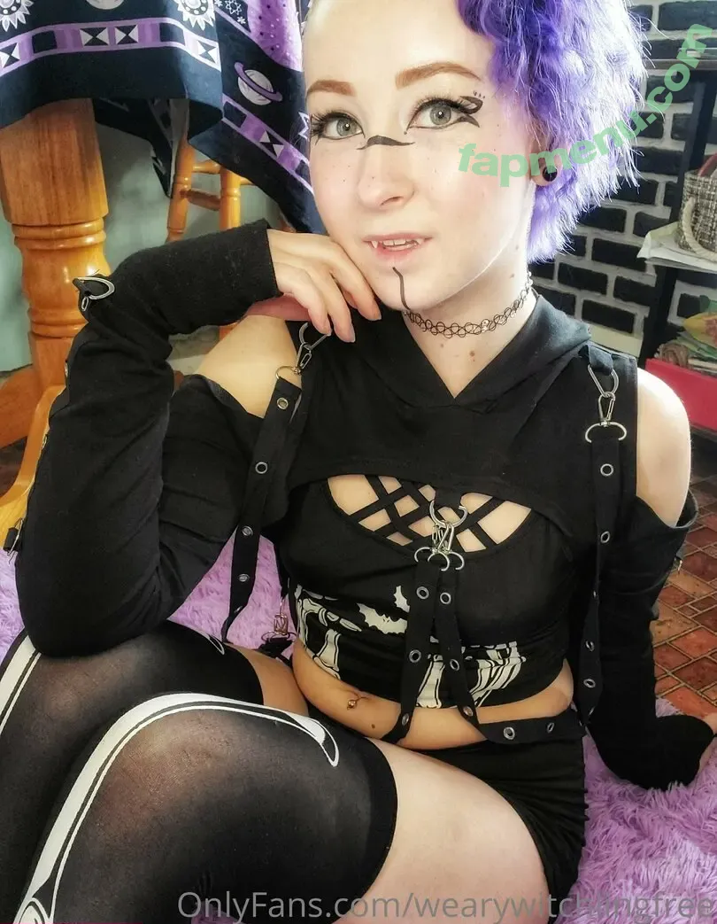 wearywitchlingfree nude photo #0020 (seasonal_witch)