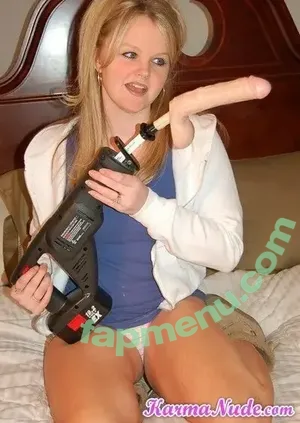Webhoneys / Dreamnet Models / carolinewebley / onlyfans nude photo #0136