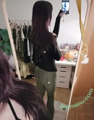 weeniestwee / deetofficial nude photo #0105