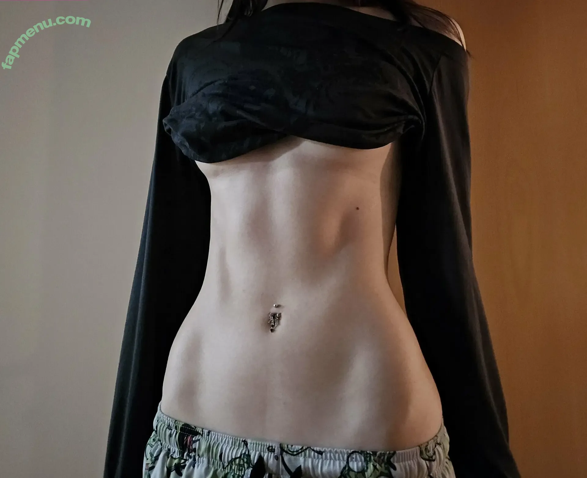 weeniestwee nude photo #0019 (deetofficial)