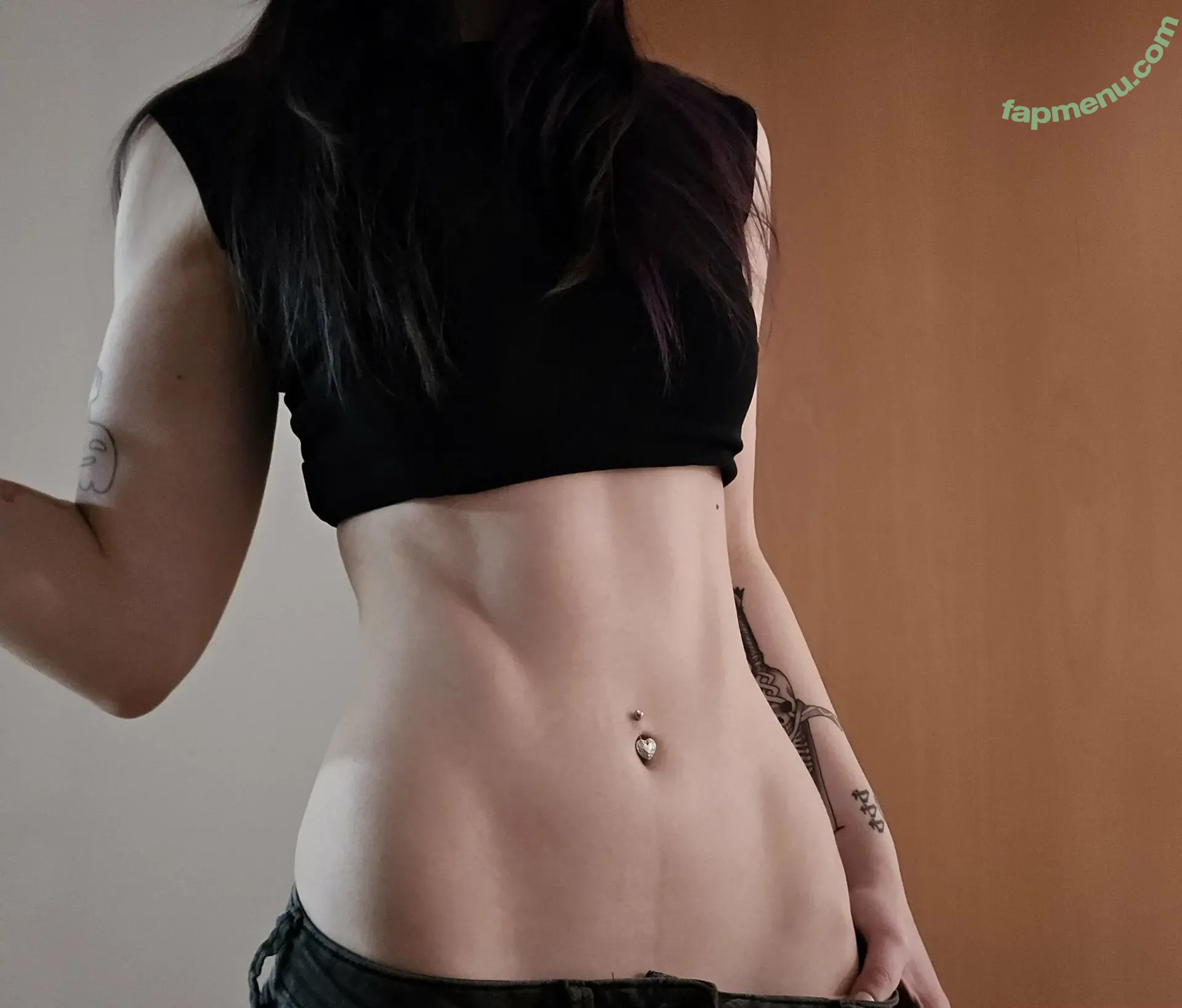 weeniestwee nude photo #0021 (deetofficial)